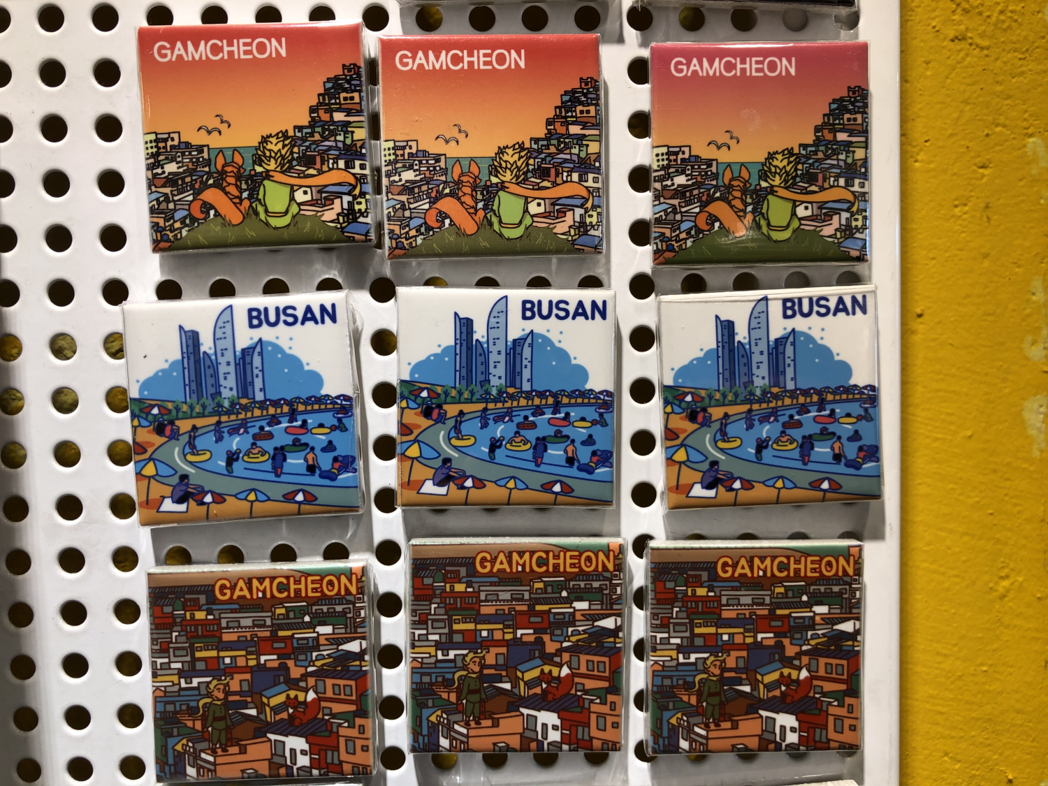 Gamcheon Culture Village : Romance Shop | Get low-cost, high quality accessories from beautiful store!